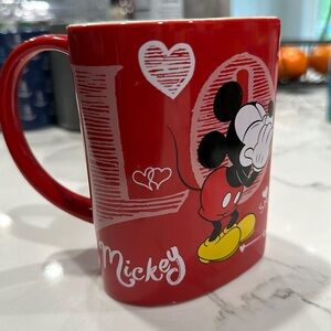 Disney Mickey & Minnie heart shaped love mug